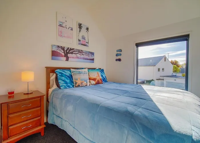 Sun, Space & Privacy In A Great Location! Wanaka
